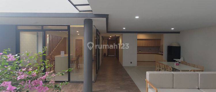 Rumah Baru Minimalis 2 Lantai Hoek Kota Baru Parahyangan Bandung 1