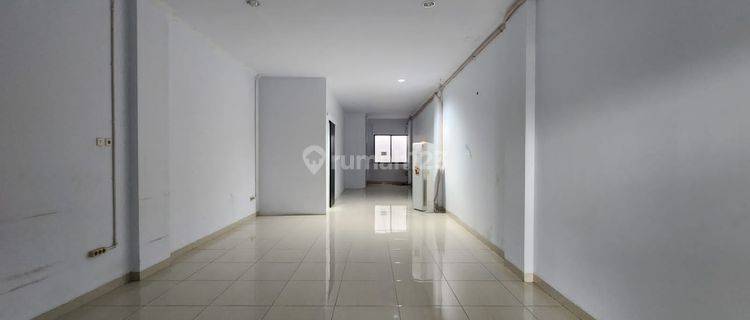 Dijual Ruko di Muara Karang 4 Lantai Kondisi Baru Sertifikat HGB 1