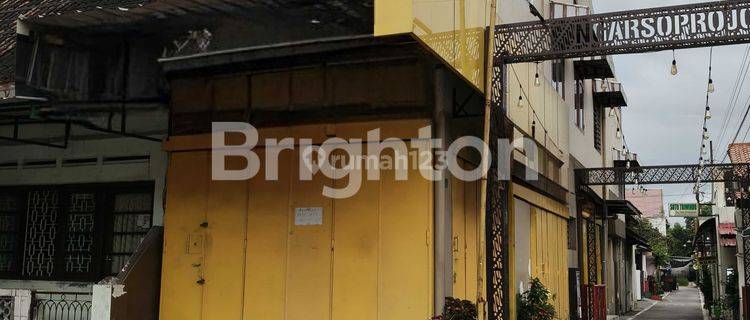 RUKO STRATEGIS TENGAH KOTA SOLO AREA KULINER 1