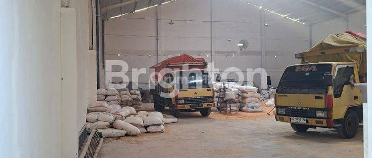 RUMAH GUDANG SOLO UTARA 1