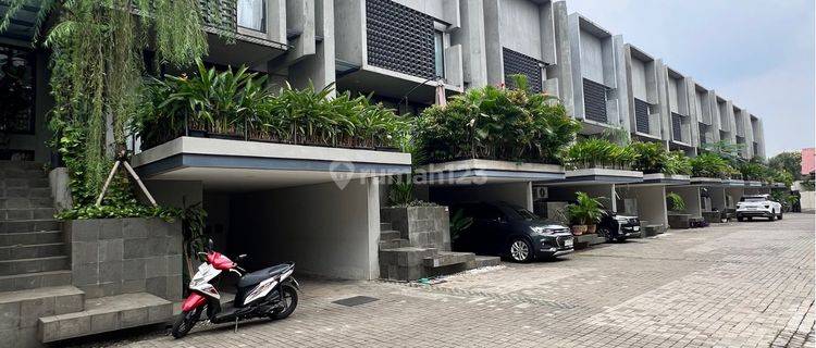 Tropical Industrial Home Fully Furnished In Pejaten 1