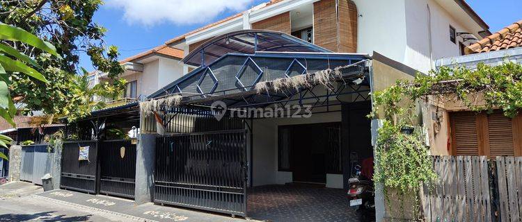 Rumah 2 Lantai Siap Huni Di Renon Dekat Puputan Dan Taman Regent 1