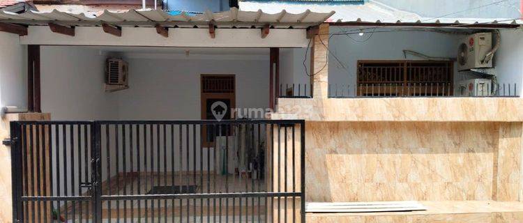 Dijual Rumah siap huni di Harapan Indah 1 1