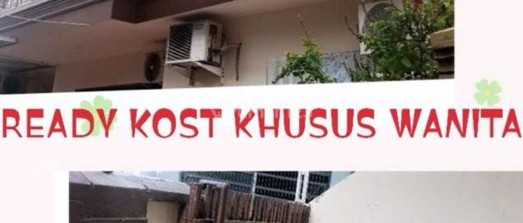 Di sewakan rumah kost khusus wanita di petamburan, jak bar 1