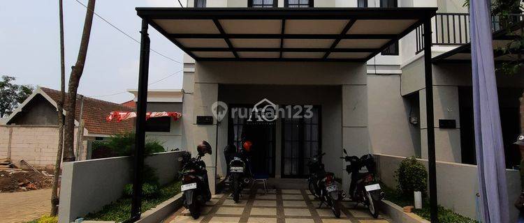 Rumah 2 Lantai Baru Grand Azalia di Cemorokandang, Malang 1