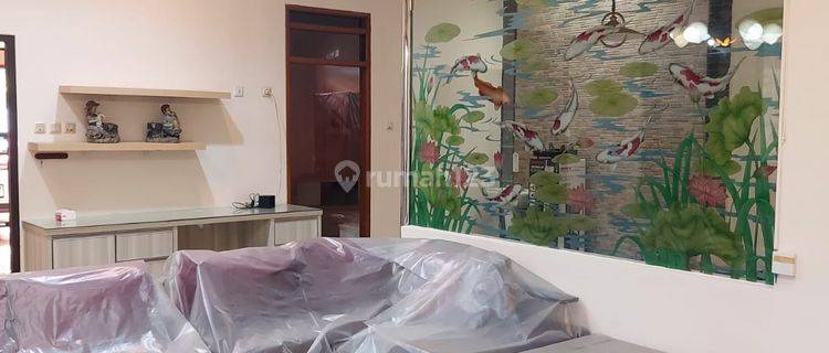 Rumah Nyaman Di Kompleks Perkotaan Siap Huni 1