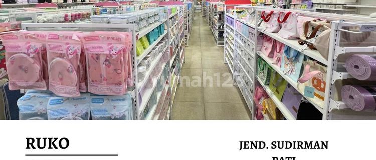 Ready-to-Occupy Shop House, Urgently Needed, Central City Location 1