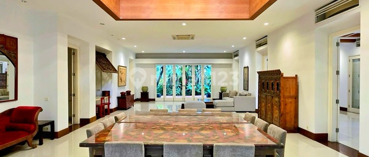 For Rent Luxury House in South Kemang Area 1