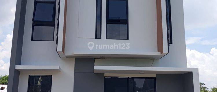 Rumah di Jl raya WIBAWA MUKTI KERANGGAN BEKASI OHANA SHM 1