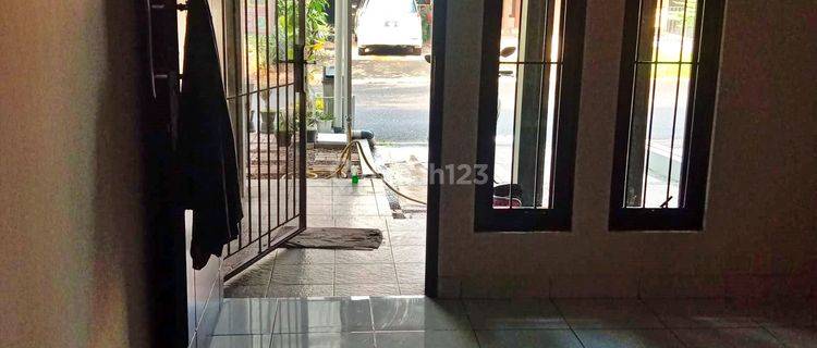 Rumah Nyaman Terawat Harga Murah di Legenda Wisata Cibubur 1