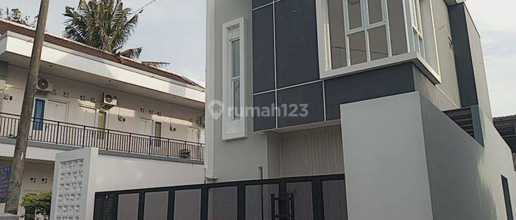 RUMAH DIJUAL MEWAH SIAP HUNI MAGUWOHARJO DEPOK SLEMAN JOGJA 1