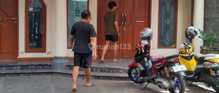 MURAH.. DI SEWAKAN RUMAH MAIN ROAD SIAP HUNI AREA CIKUTRA BANDUNG 1