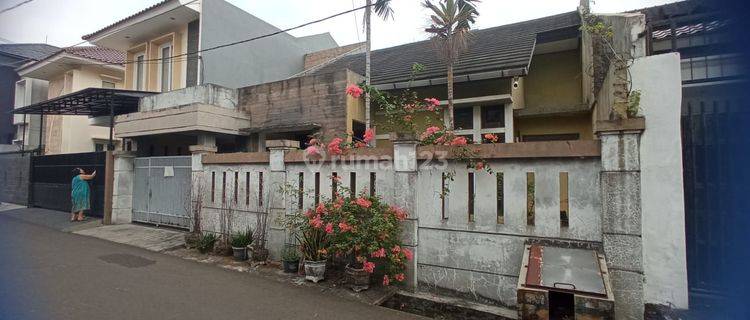 Rumah 1,5 Lantai Bagus di Rawamangun, Jakarta Timur 1