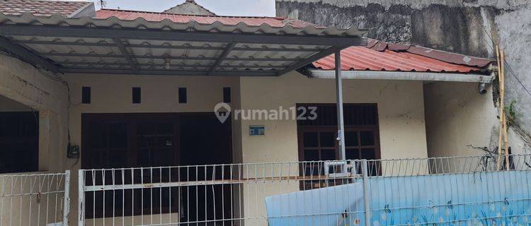 Rumah Bagus SHM di Kavling Pondok Bambu, Jakarta Timur 1