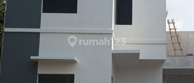 Rumah 2 Lantai Asri Di Cipayung Jakarta Timur 1