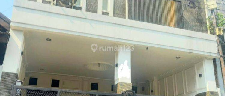 Rumah 2 lantai dalam komplek Buaran Duren sawit jakarta furnish 1