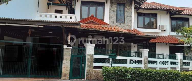 Rumah Cantik Terawat Siap Huni Dalam Komplek Elite di Cinere 3 Menit ke Cinere Mall 1