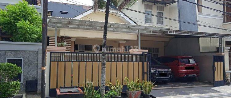 Dijual rumah siap huni di komplek taman malaka duren sawit 1