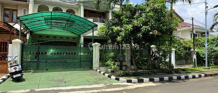  Rumah Secondary Di Komplek Pondok Kelapa Jakarta Timur  1
