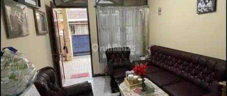 Dijual Rumah 2 Lantai Nyaman Siap Huni Lokasi Strategis di Riung Bandung 1