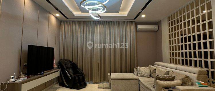 Rumah Mewah Full Furnished di Pantai Indah Kapuk Jakarta Utara 1