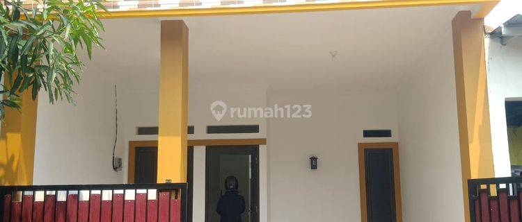 Jual Rumah Murah Bebas Banjir Minimalis Modern di Bekasi Timur 1