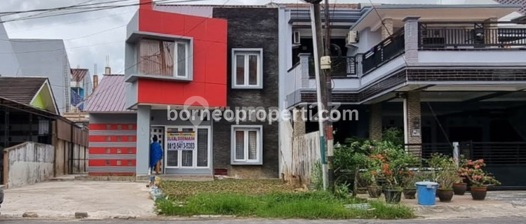 Rumah Sewa Bagus di Perumahan Wika Cluster 1