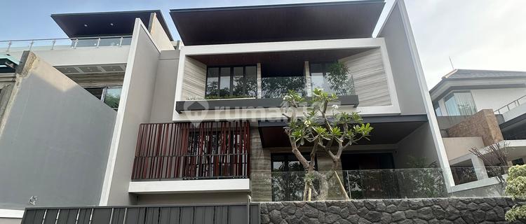 Rumah Baru Semi Furnished di Citraland Bukit Golf International 1