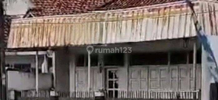 Disewakan Rumah Nol Jalan. Majalengka. Jawa Barat. Strategis Untuk Cafe/mess/restoran 1