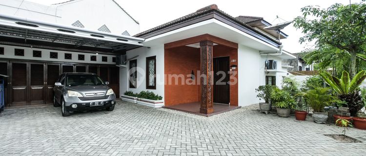 Rumah Mewah Di Sewakan Lokasi Pupuk Dekat Bsb Dan Lapangan Golf 1