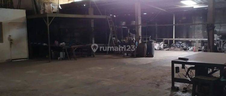 Gudang/Workshop Luas di Cikarang Selatan 1