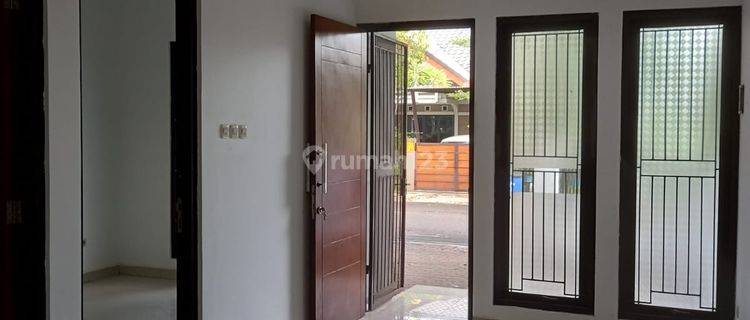 Dijual Rumah Minimalis Cantik Siap Huni di Tanununggal 1