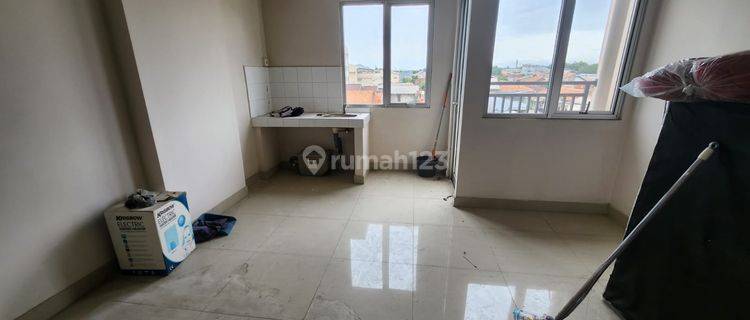 Dijual Apartment Studio Plus Kosongan Siap Huni di Sudirman Suite 1