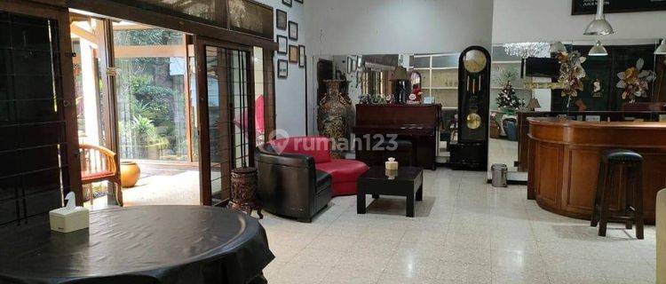 Dijual Rumah Dan Tempat Usaha 2 Lantai Tengah Kota di Lodaya 1