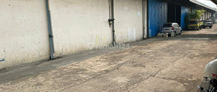 Disewakan Gudang Strategis di Mohamad Toha Mainroad 1500m² 1