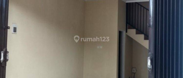 Dijual Ruko Strategis di Sarijadi 2Lt 32m² SHM 1