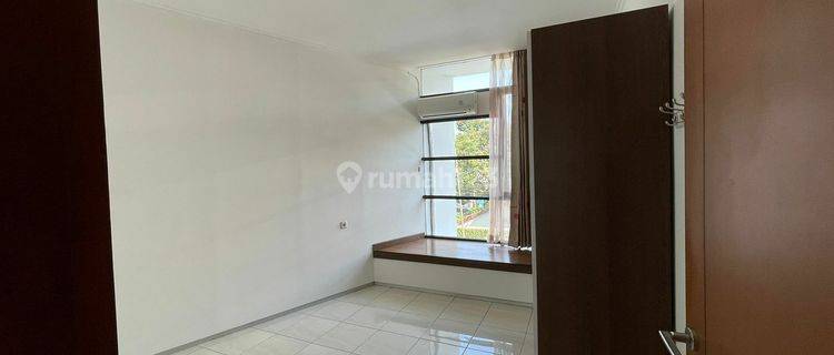 Disewakan Rumah di Cigadung 171m² 5KT Bagus 1