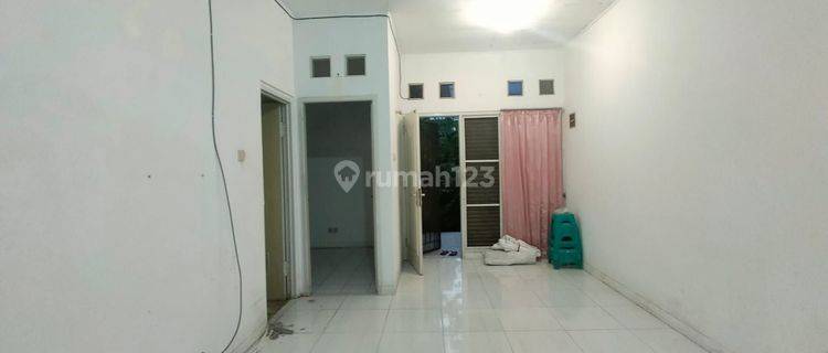 Rumah Nusa Loka Bsd Strategis Dapur Luas 1