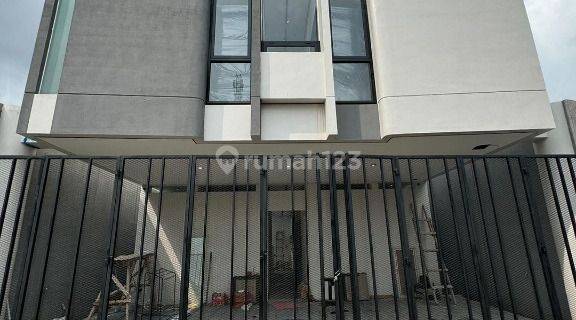 Kos Baru, Full Furnished, 8 Menit Ke Kampus Upn Jogja 1