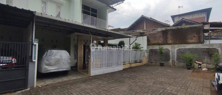 Rumah Cantik Dalam Perumahan Full Perabot Di Mertoyudan 1