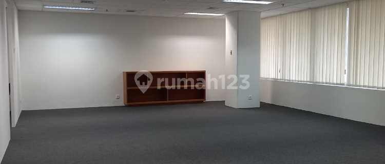 Sewa Kantor Sdh Partisi 155 m2 di Gedung Ventura TB Simatupang, Nego 1