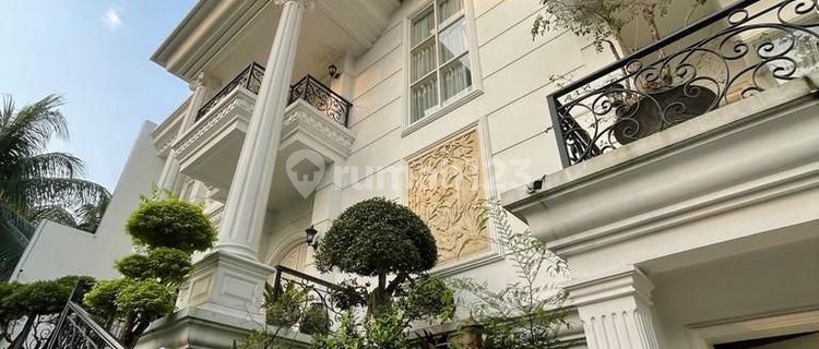 Luxury House with American Classic Design in Tirta Golf BSD 1