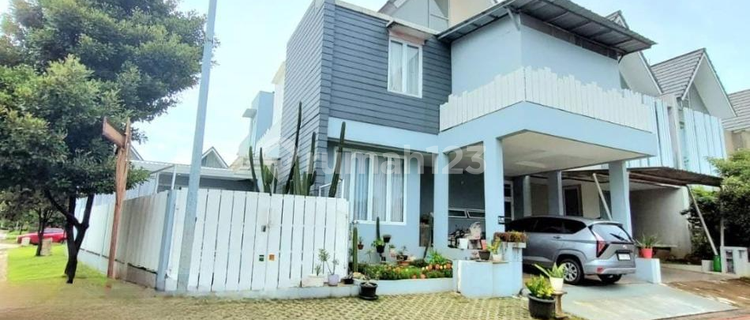 Beautiful 2-Story Nice House in Discovery Eola Bintaro Jaya 1