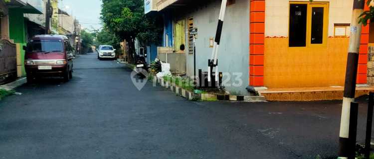 Cheap Active Boarding House for Sale Under 1M in East Bekasi 1