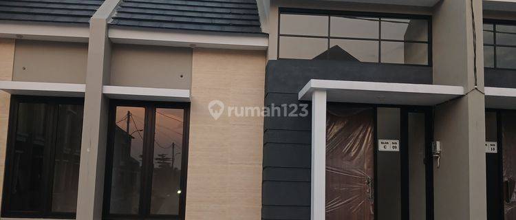 Rumah Baru HGB - Hak Guna Bangun di upn rungkut, Kutisari 1