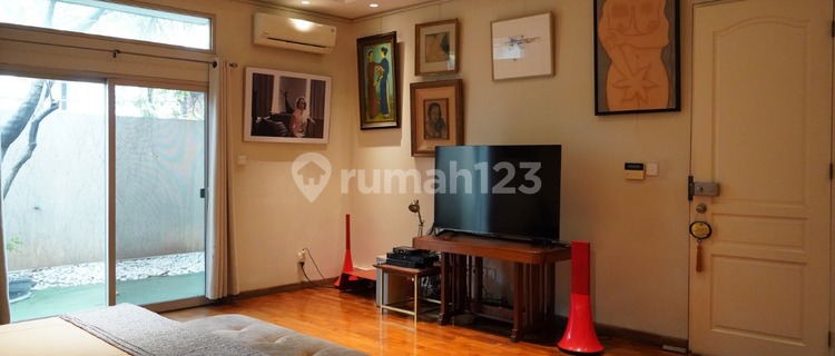 DISEWA RUMAH SIAP HUNI JL WIDYA CHANDRA KEBAYORAN BARU 1