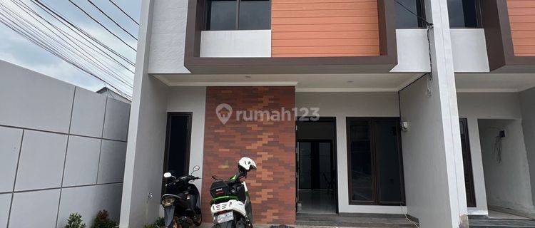 Rumah Murah 2 lantai strategis di Pondok Kelapa Jakarta Timur 1