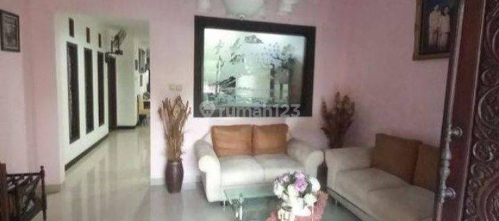 Rumah Cantik Lokasi Strategis di Pengadegan Pancoran Jak - Sel 1