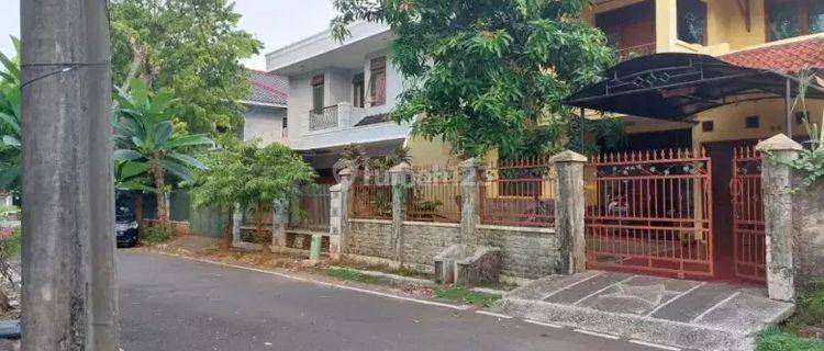 Rumah Cantik Di Komplek Billymoon Pondok Kelapa Jakarta Timur 1