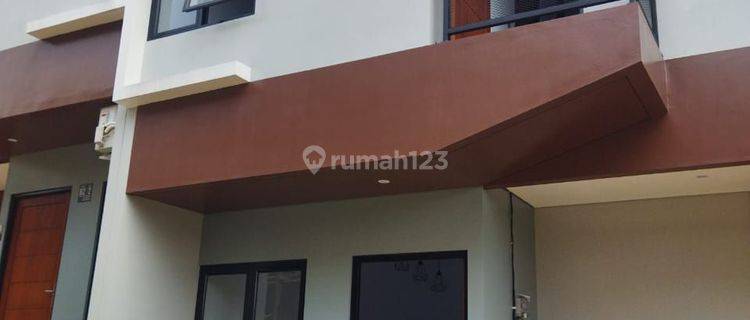 Rumah cluster cantik 2 lantai harga murah di Depok Kalimulya 1